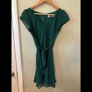 Forest Green Billie & Blossom Dress Size US 2